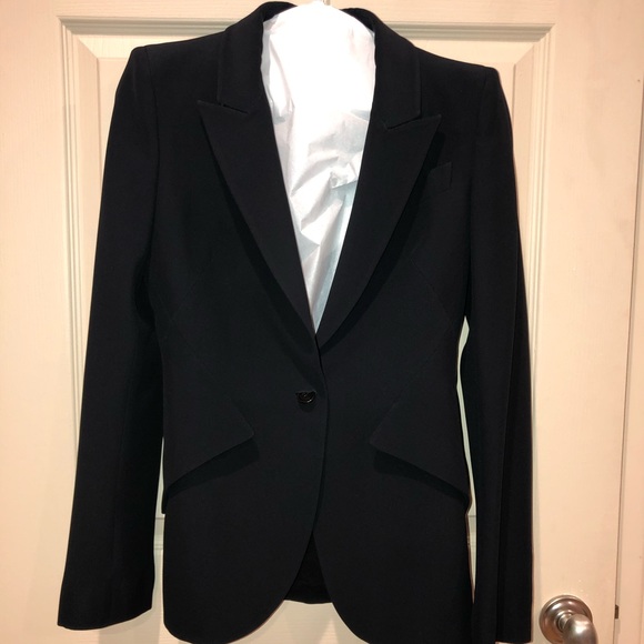 Alexander Mcqueen tailored women’s suit - Picture 8 of 8